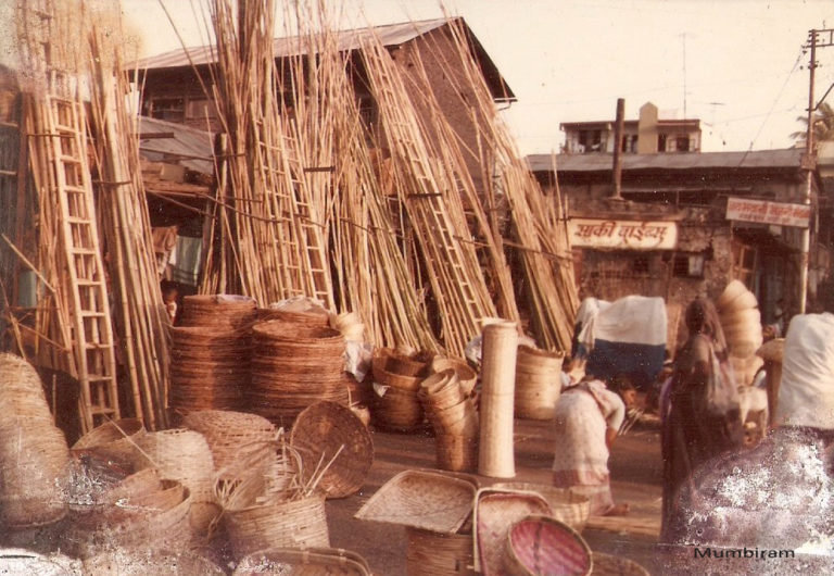 Read more about the article Unique Atmosphere around Mumbiram’s Studio at Mandai Market