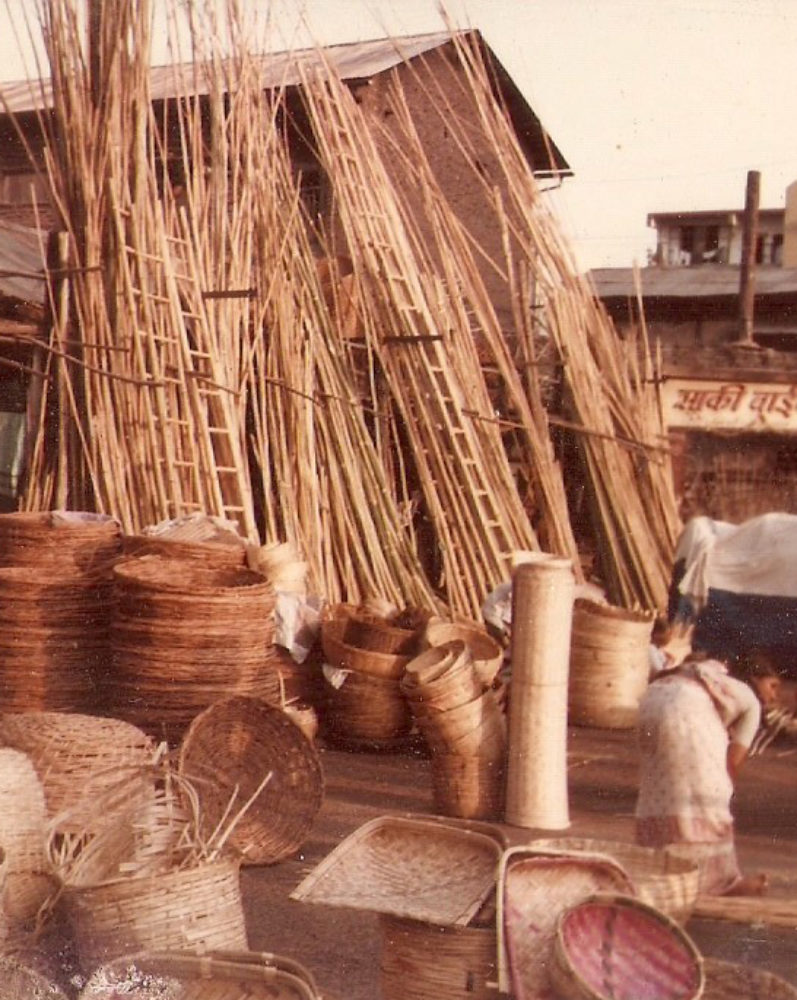 Unique Atmosphere around Mumbiram’s Studio at Mandai Market