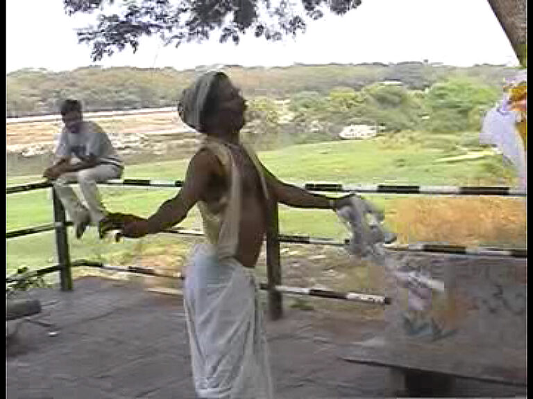 Read more about the article Dancing at the River Front in Pune