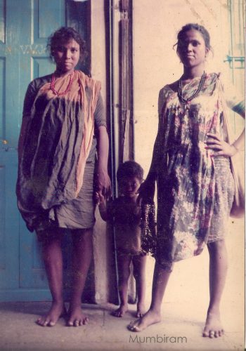 Two Sakhis and Two Painter Babus, Mumbiram Next morning Naurang came knocking on Mumbiram's door proudly wearing her new sari